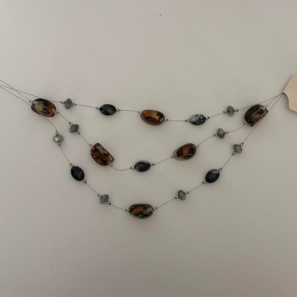 2pc. NWT Silver tone Beaded Necklace with Hook Earring set - Picture 2 of 7